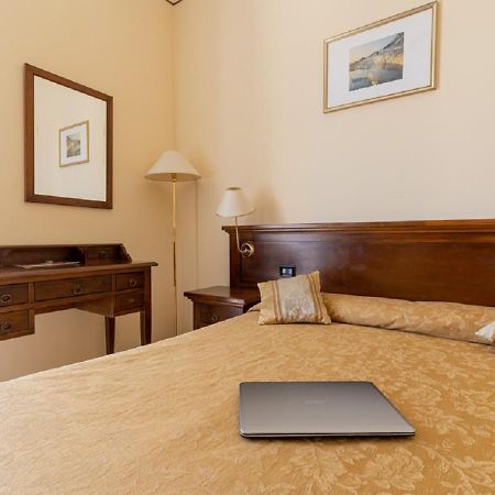 Hotel Villa Delle Rose Oristano Extérieur photo