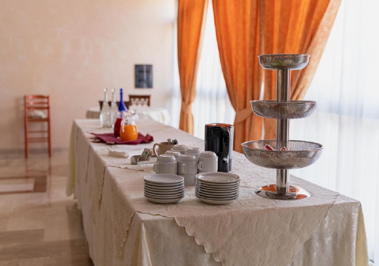 Hotel Villa Delle Rose Oristano Extérieur photo